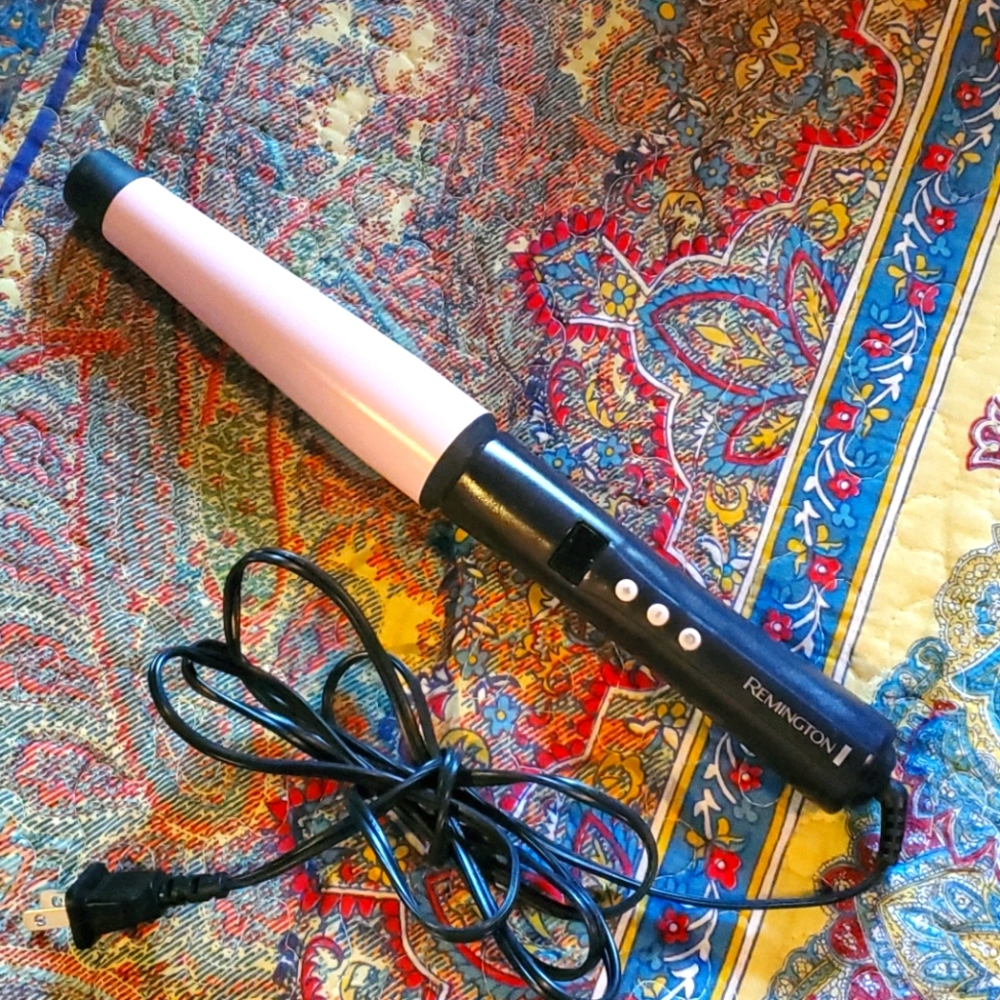 🤑 3 for $10 🤑 Remington Curling iron